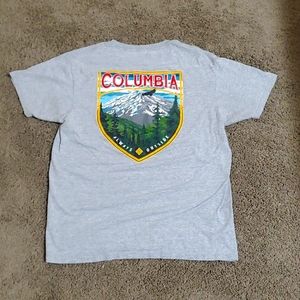 Columbia T shirt